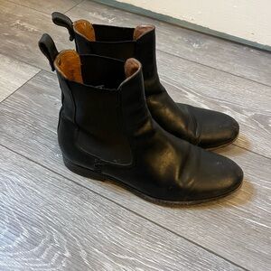 Frye Melissa Lug Chelsea Booties Black Leather Size 7